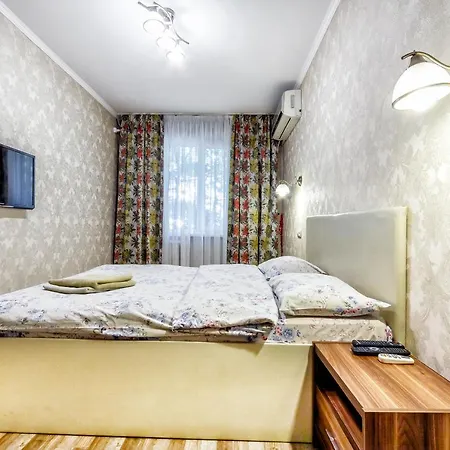 Центральная Панорама: Уютное Жилье Между Парками Almaty Exterior photo